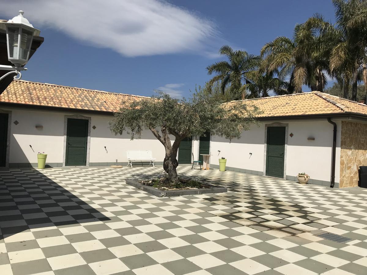Borgo San Biagio Villa Calatabiano Exterior foto